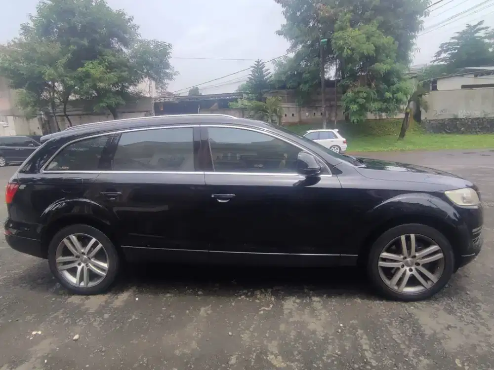 Audi Q7 th 2011 AT 4200cc TSI km 43rb