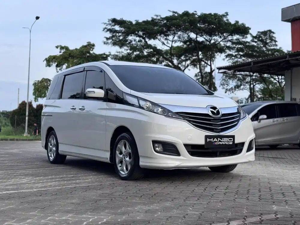[TDP 19juta] Mazda Biante Skyactiv AT 2017 Matic Putih White Low KM