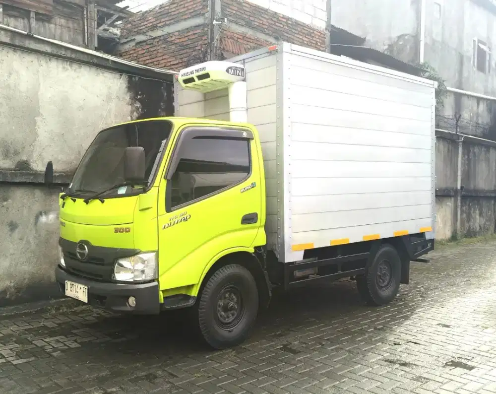 MULUS+banBARU MURAH CDE Hino Dutro engkel box AC chiller 2023 reefer
