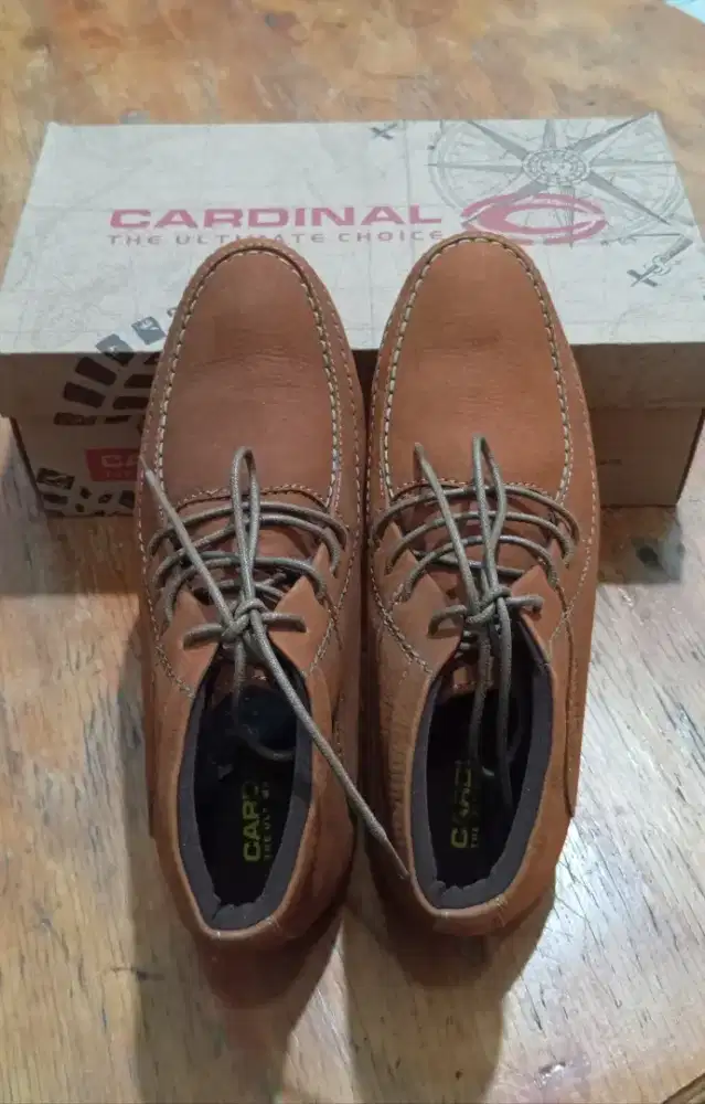 Sepatu Cardinal