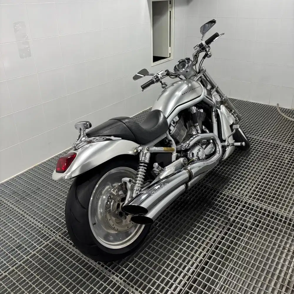 Harley Davidson First VROD VRSCA 2001 FULL PAPER