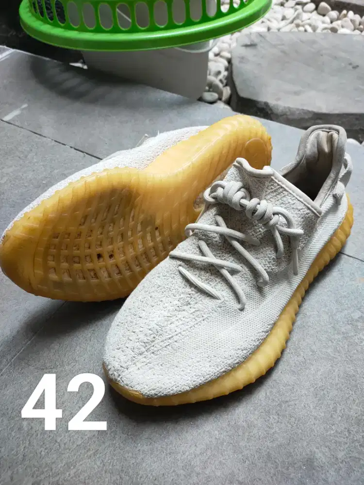 Nik yezzy UK 41