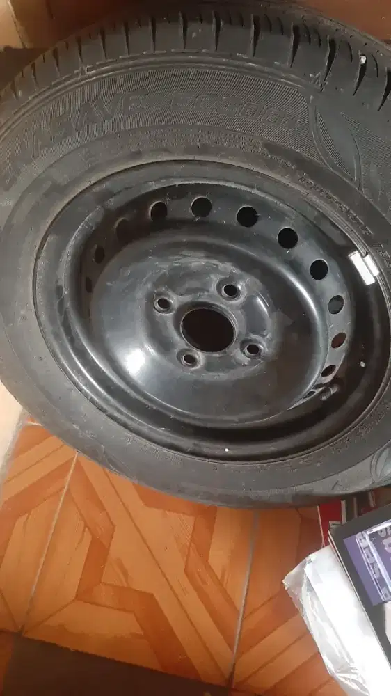 VELG KALENG DAN BAN RING 14