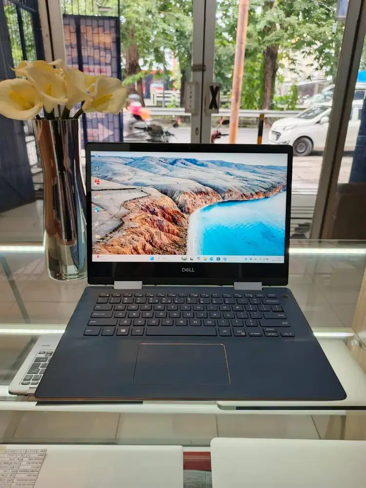 Yoga 2in1 Hybrid Premium Layar Sentuh