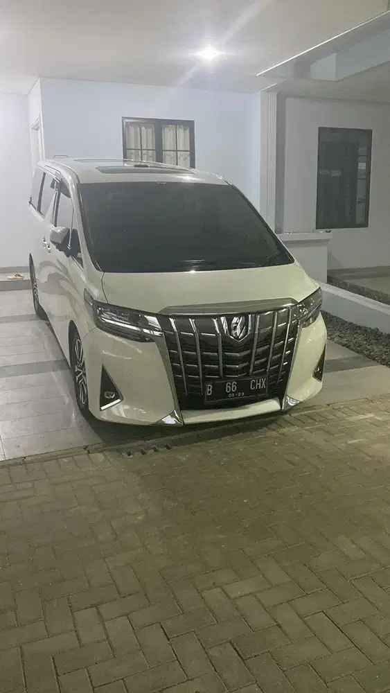 Toyota Alphard 2018 Bensin