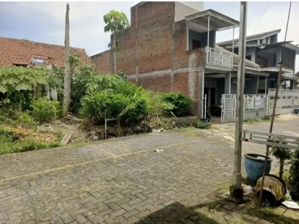 Jual rumah hitung tanah lokasi dekat kampus kota malang