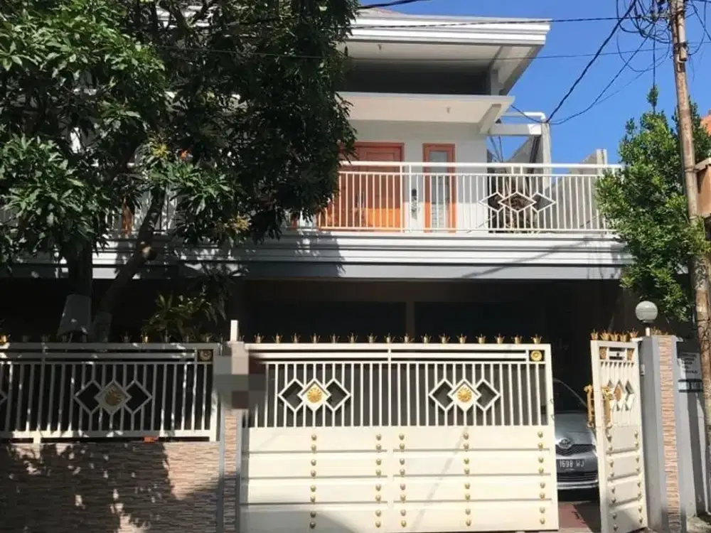 Rumah Luas 2 Lantai Manukan Lor Surabaya Barat