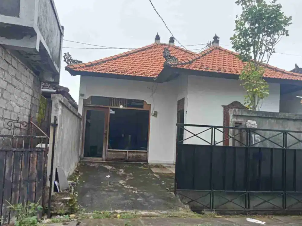 Jual Rumah 1lt ( Perlu Renov ) Lokasi Jl Taman Jimbaran Belakang Imigrasi area Pemukiman strategis