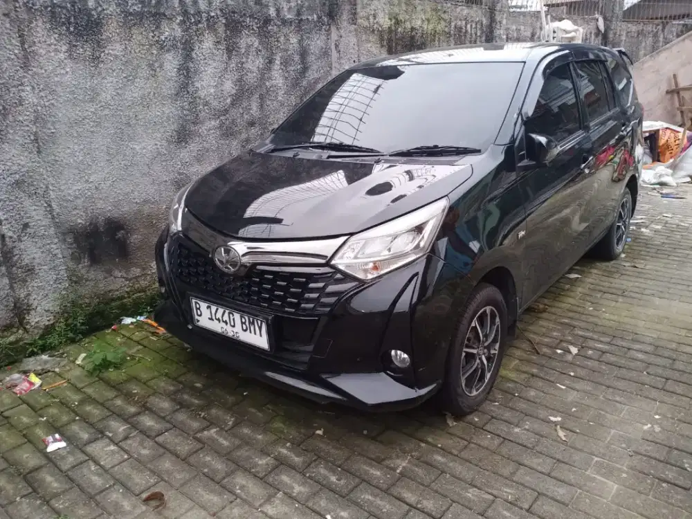 Dijual Cepat Calya 2023 warna hitam 1.2 G KM 50rb plat genap