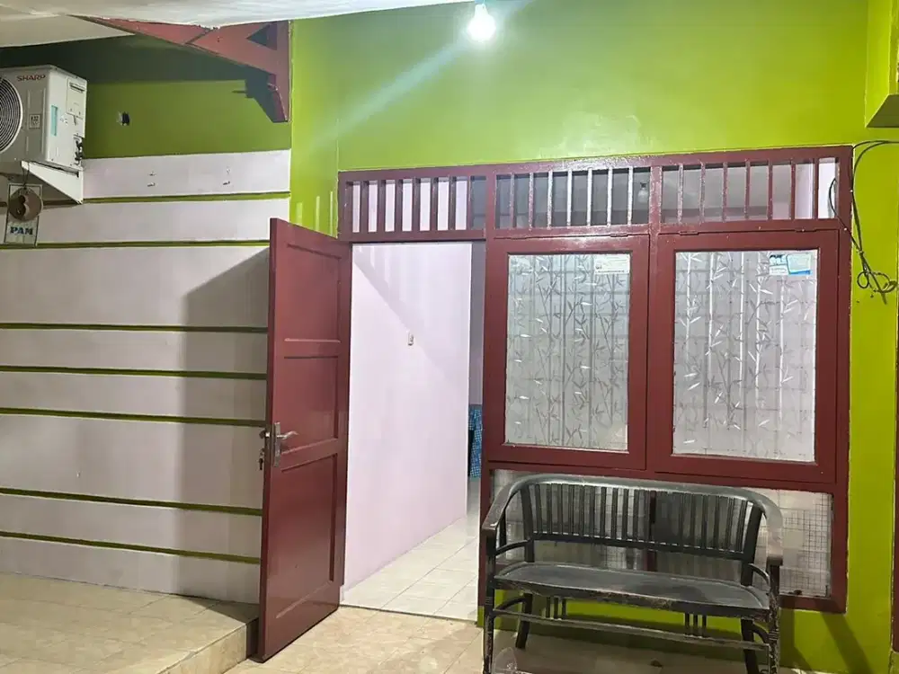 Rumah 2 Lantai Full Furnish GKB Manyar Gresik