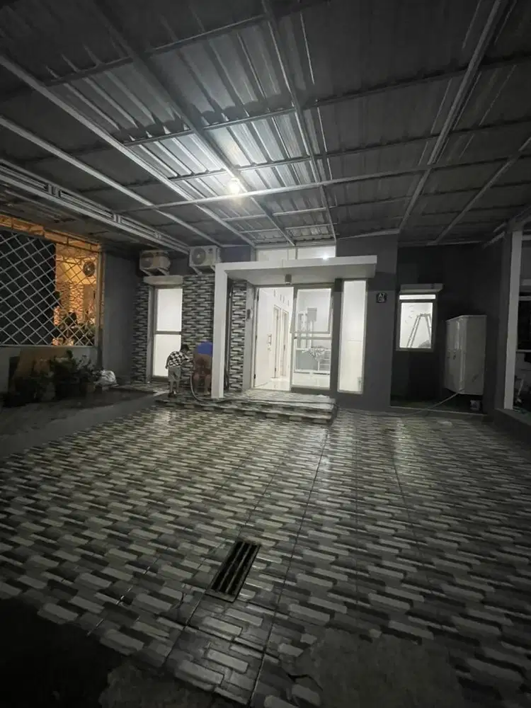 Dijual rumah di kawasan elite bsb city,semarang