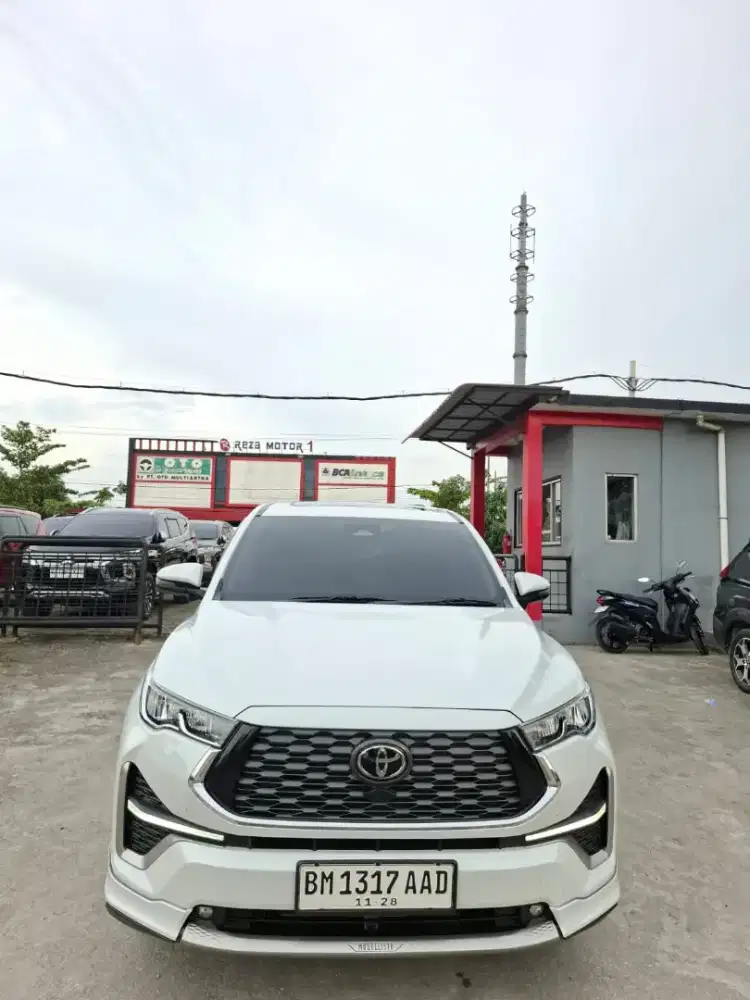 Zenix 2023 Q TSS modellista hybrid matic. Km 11rb antik