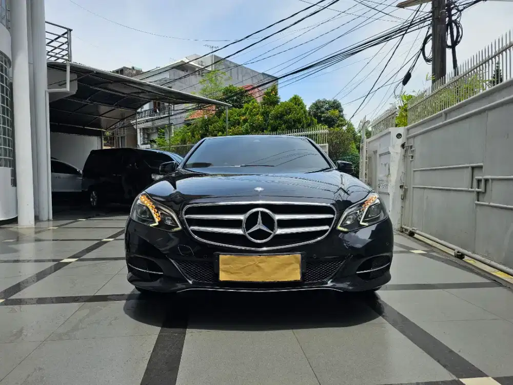 Mercedes Benz E200 W212  Facelift Low km