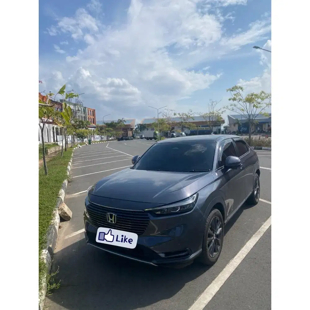 Honda HR-V SE 2023 (moonroof)