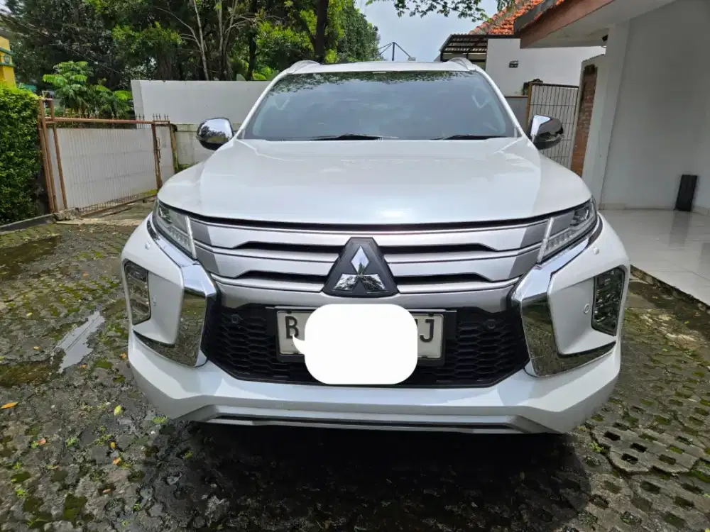 Mitsubishi Pajero Sport Putih 2023