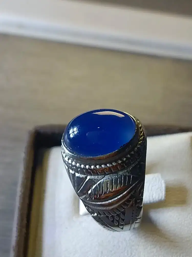 Natural blue chalcedony micro cristaline quartz