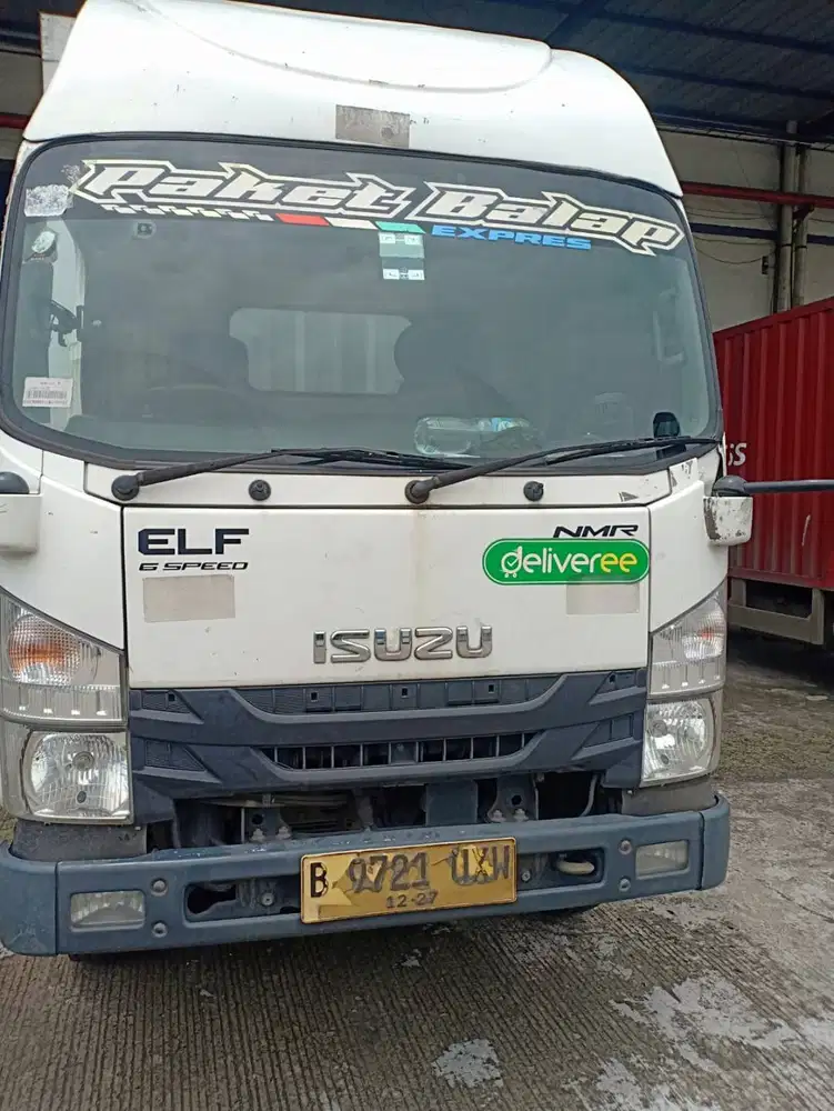 ISUZU CDD LONG NMR81 EURO 4 THN 2022 NOVEMBER TRUK BEKAS