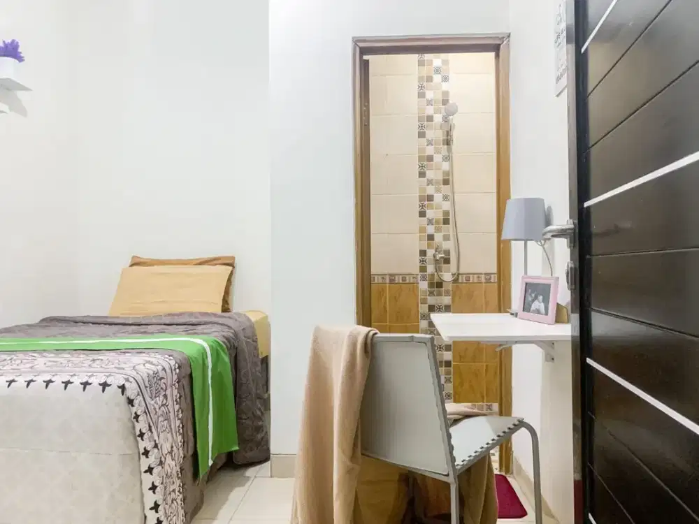 Rumah Kost Tebet Jakarta Selatan akses motor Lokasi Strategis