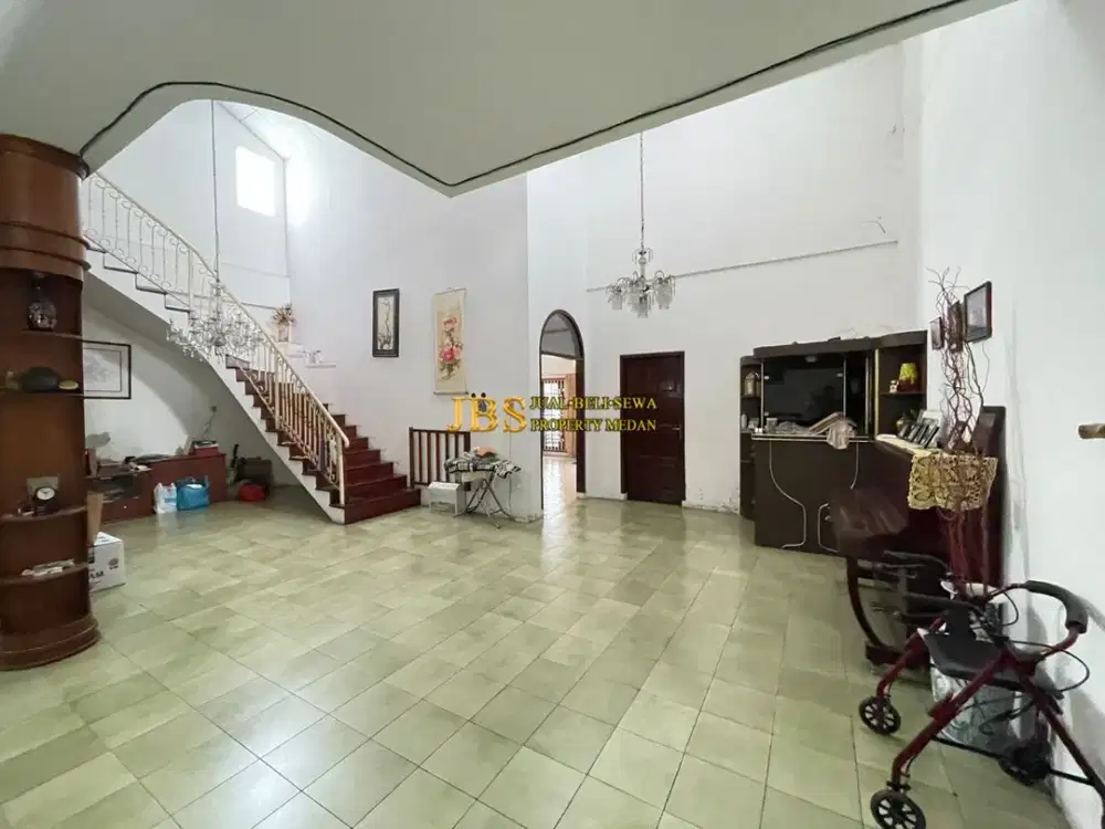 Dijual Rumah di Komplek Taman Polonia Jalan Taman Polonia 1 - Medan
