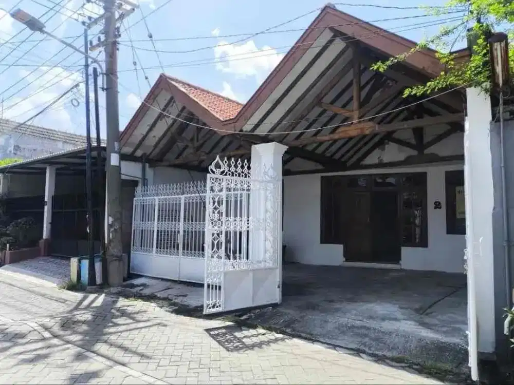 Dijual Rumah Karang Empat tengah kota Surabaya