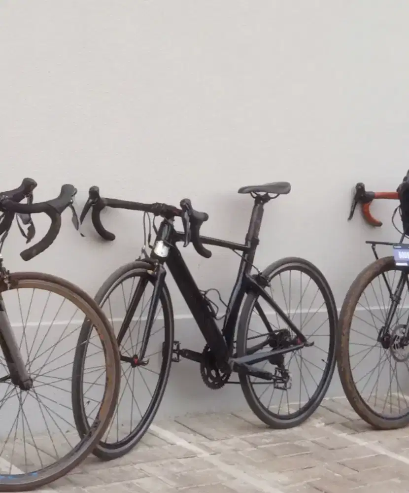 Sepeda roadbike element frc85