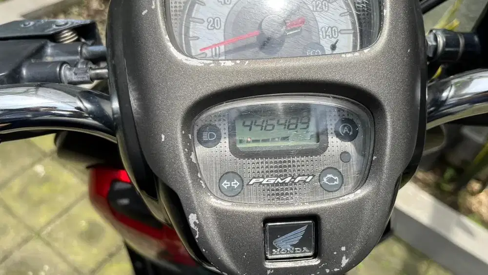 Scoopy 2019 Warna Merah Hitam