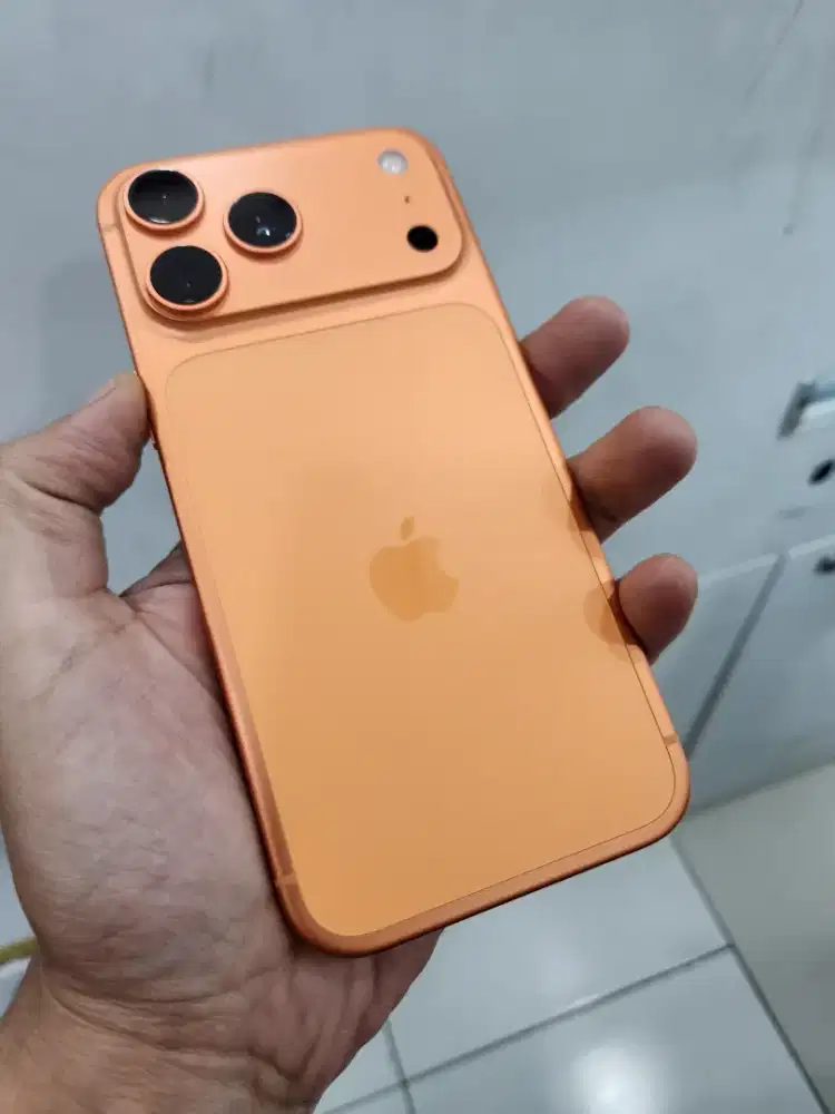 Iphone 17 pro max 256gb resmi Indonesia like New tanpa minus