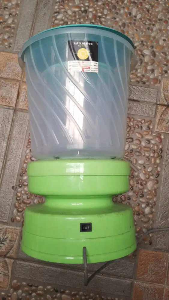 Spiner Peniris Minyak Pengering Dan Penyaring Minyak Goreng 5 Liter