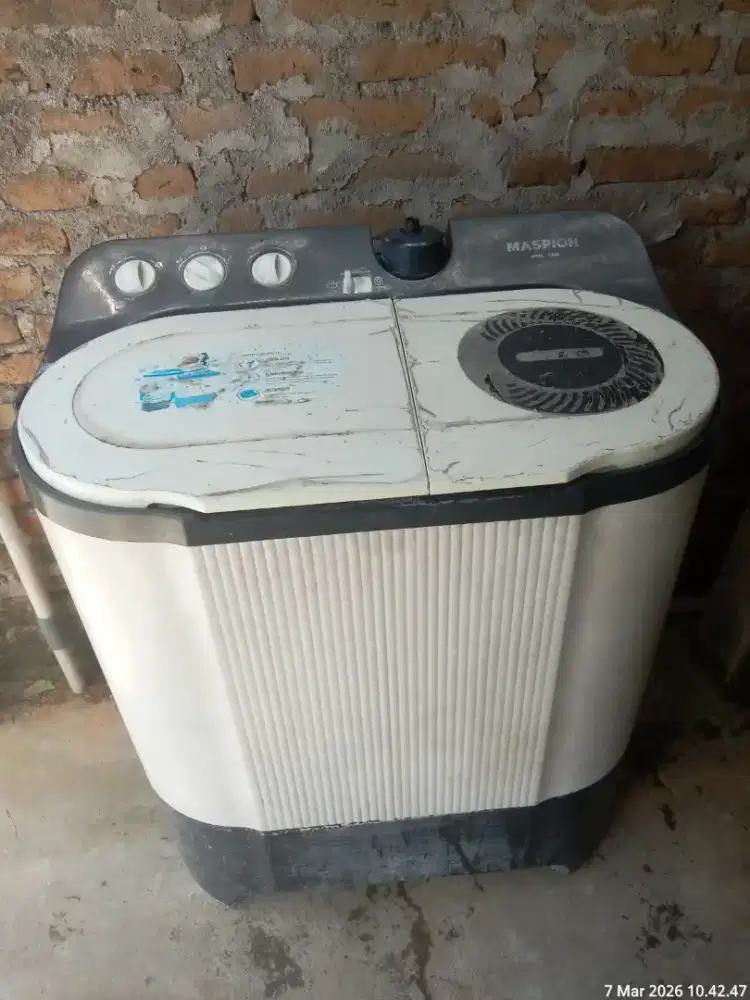 Mesin cuci 2 tabung Toshiba 9 kg bs TT mesin cuci yg rusak
