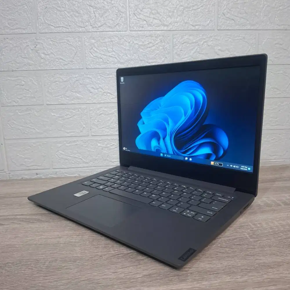 Lenovo V14-IGL N4020 RAM 8 NVMe 256 14in slim mulus