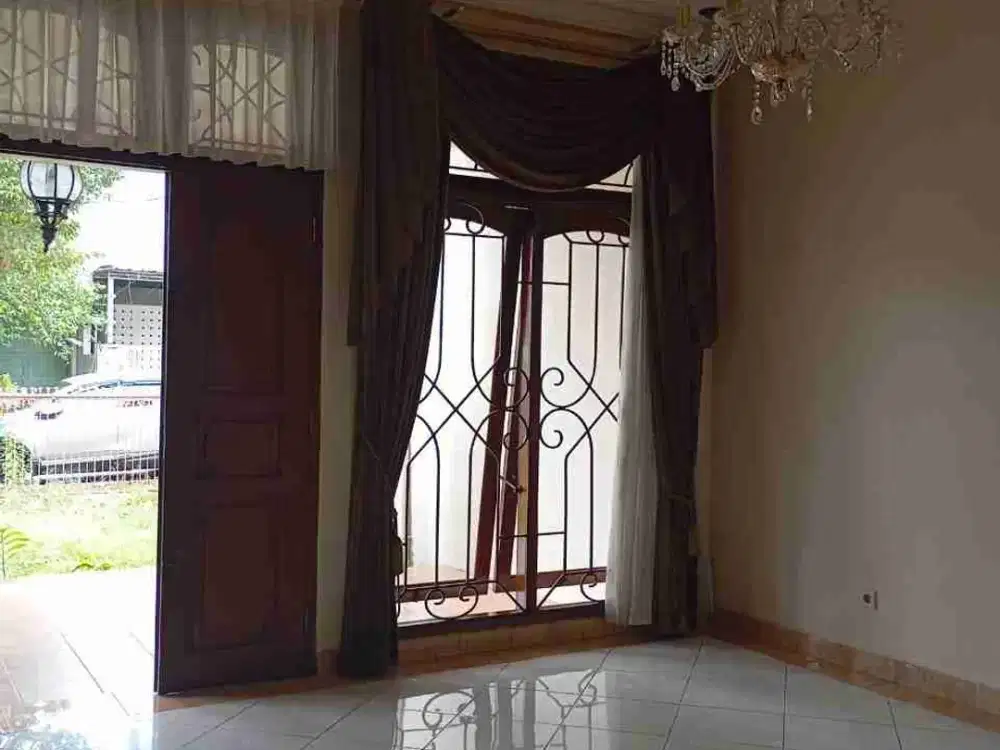 Rumah 1 Lantai Siap Huni Di Kemang Jaksel