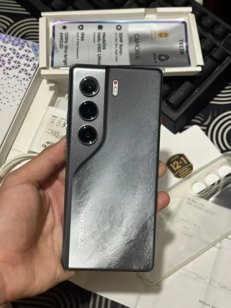 Tecno Camon 40 8/256