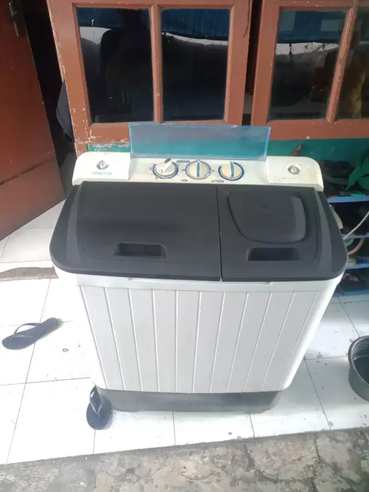 Mesin cuci 2 tabung denpoo