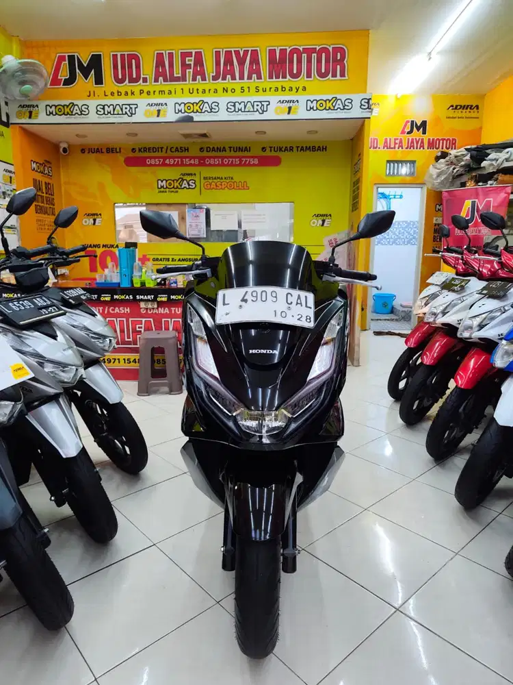 Honda PCX 160 CBS tahun 2023