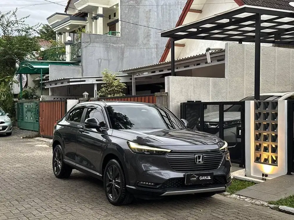 Honda HRV 2023 SE Sensing AT Matic Istimewa non prestige