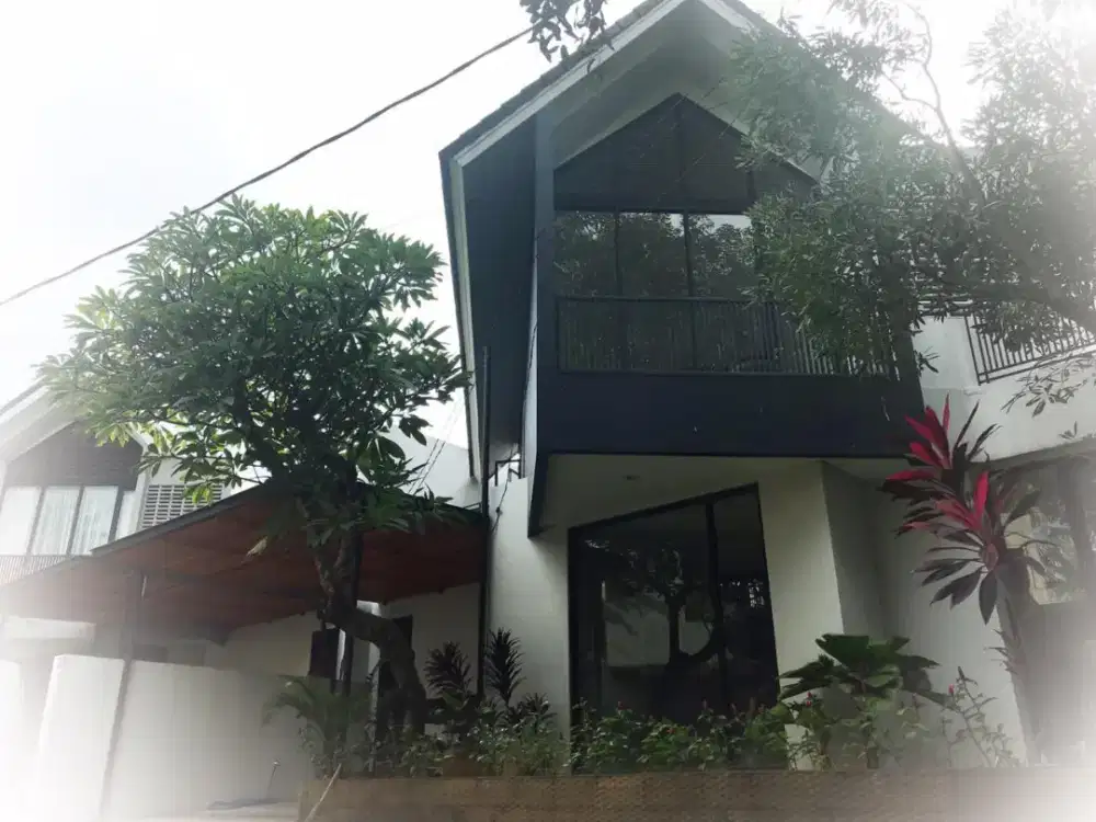 DIJUAL CEPAT RUMAH MEWAH. DI KEMANG JAKARTA SELATAN.