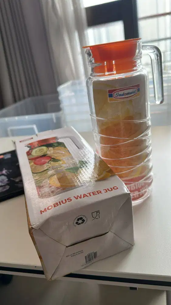 Indomaret Mobius Water Jug 1 Liter Kaca (NEW)