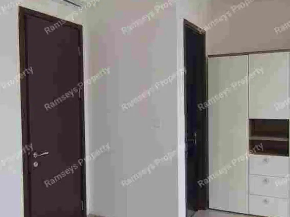 DISEWAKAN RUMAH PIK 2 lT 90M2 DEKAT DEKAT PINTU TOL KATARAJA DAN DEKAT JUGA SAMA SEKOLAH DAM NICE JUGA PATUNG NAGA MEGE KUNING