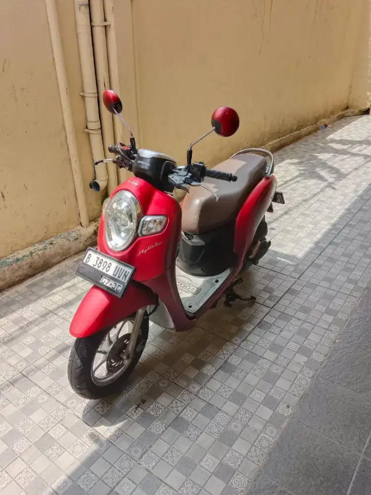 Jual scoopy donat thn 2020 idling stop