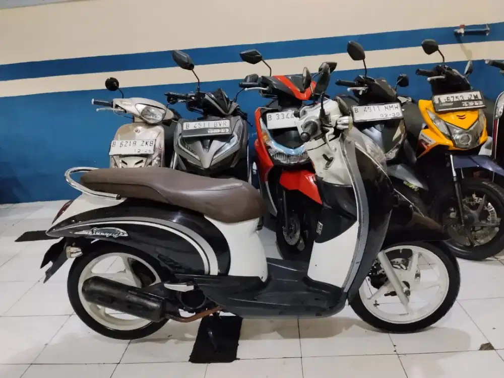 Honda Scoopy karbu 2011