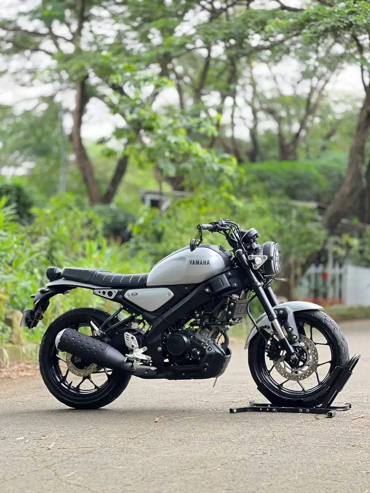 YAMAHA XSR 155 2023 SILVER KM LOW PAJAK PANJANG NO MINUS