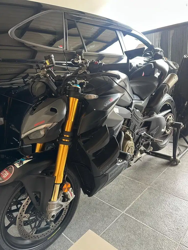 Ducati Streetfighter V4S