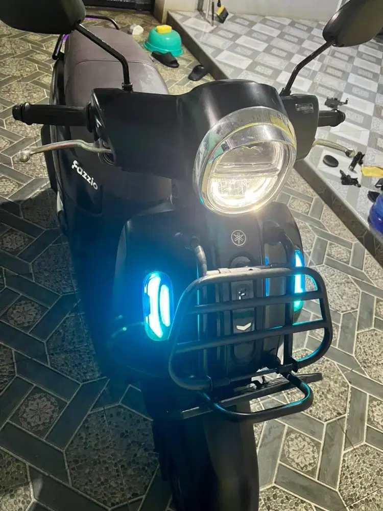 Yamaha fazzio lux connected type tertinggi