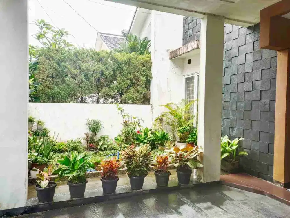 DiJual Cepat Rumah di Villa Melati Mas