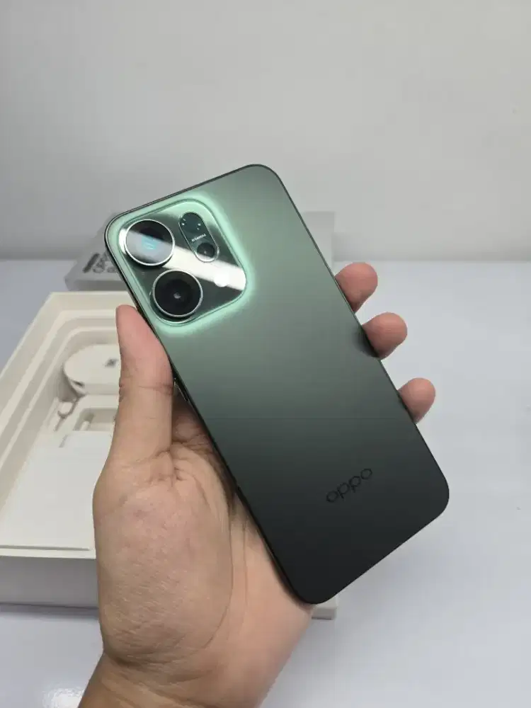 JUAL OPPO RENO 14 5G 12/256 SECOND LIKE NEW - FULSET (GARANSI ON)