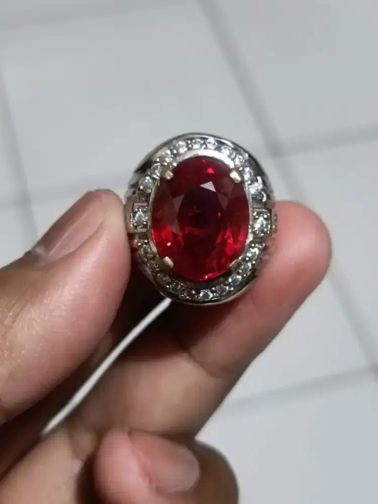 Cincin Batu Ruby