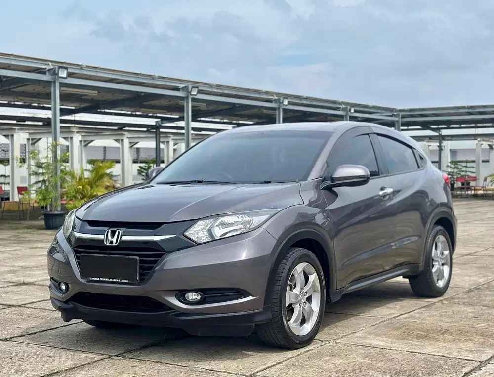 [LOW KM 30.000] HONDA HRV E CVT 2018 GREY ISTIMEWA TT 2017 ABU AT