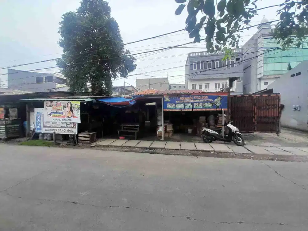 Kramat pulo gundul pinggir jalan