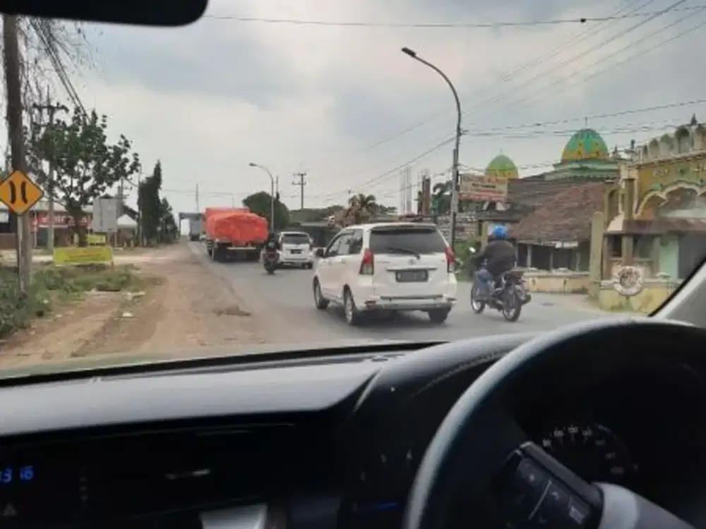 Tanah di Raya Sembayat Manyar Gresik