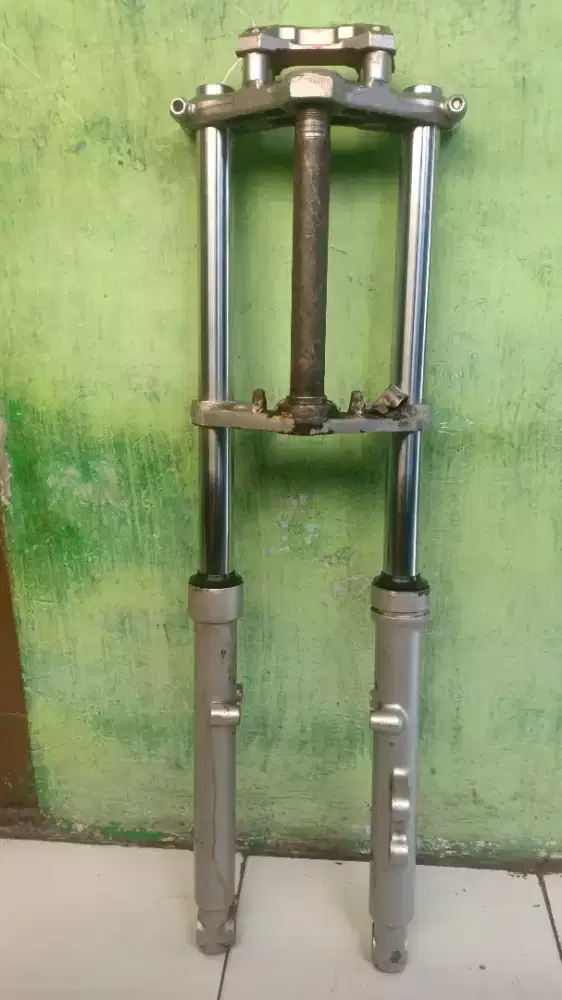 Shockbleker skok depan RX King